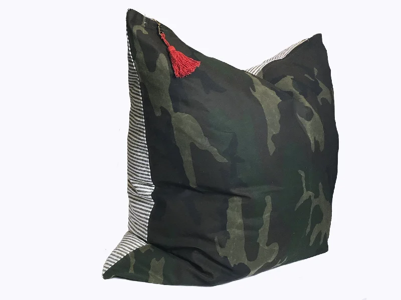 26" x 26" Cover in Camo and Toulouse Blue